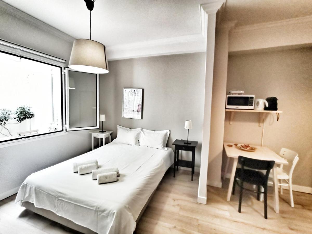 Artemis Apartment @ Plaka Athena Bagian luar foto