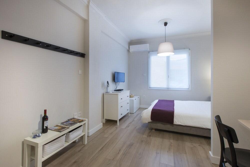 Artemis Apartment @ Plaka Athena Bagian luar foto